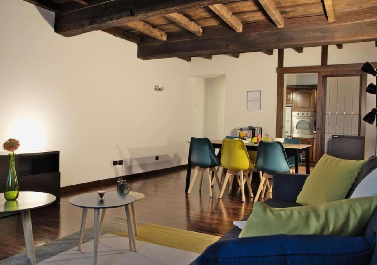 Casa Del Vicolo, Nel Cuore Della Pavia Storica 외부 사진
